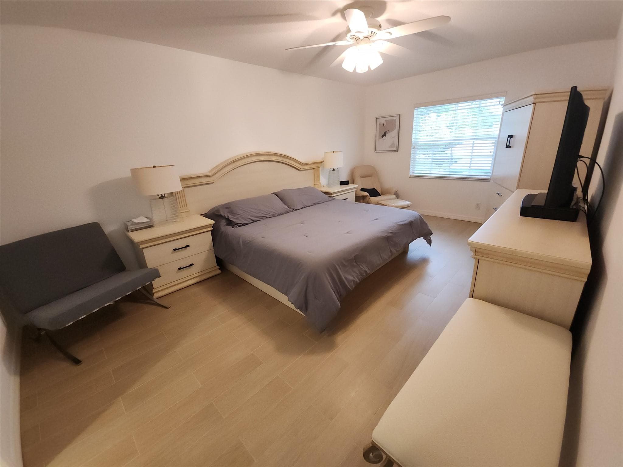 6437 Bay Club Drive 4, Fort Lauderdale, FL 33308 — photo 4 of 33