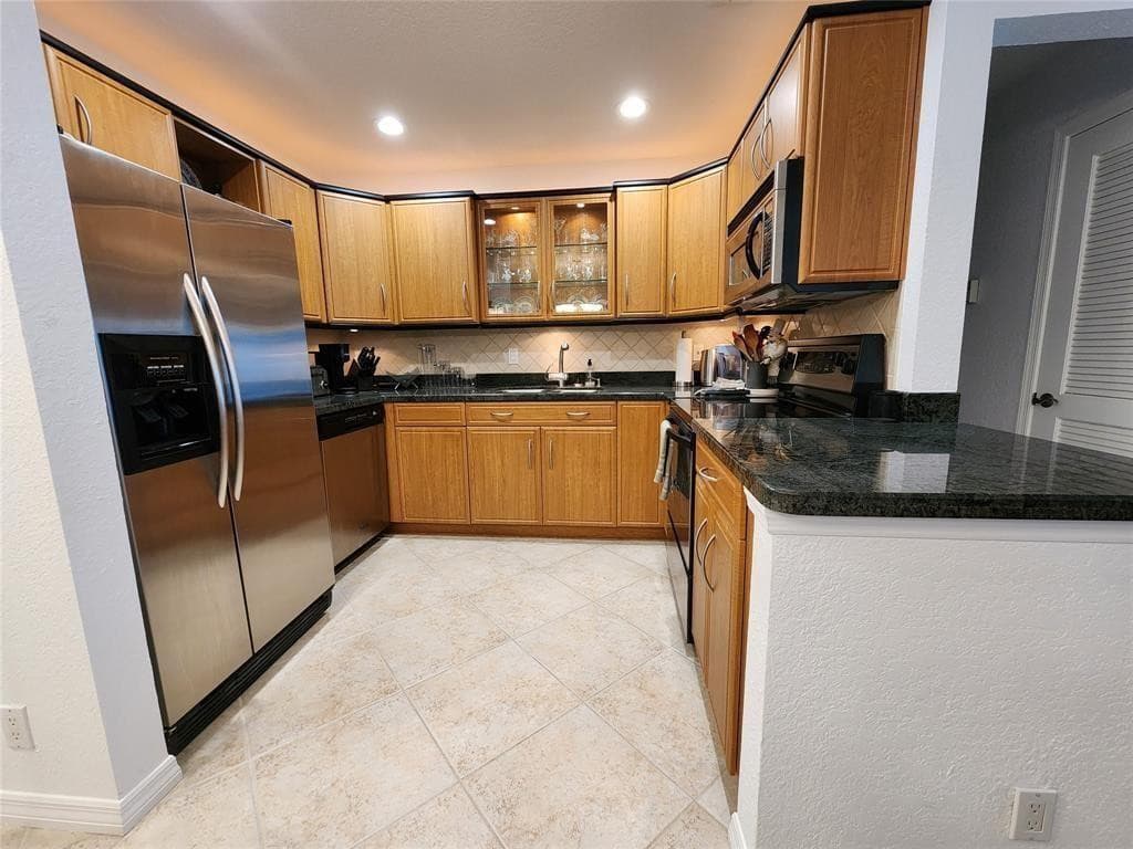 6437 Bay Club Drive 4, Fort Lauderdale, FL 33308 — photo 28 of 33