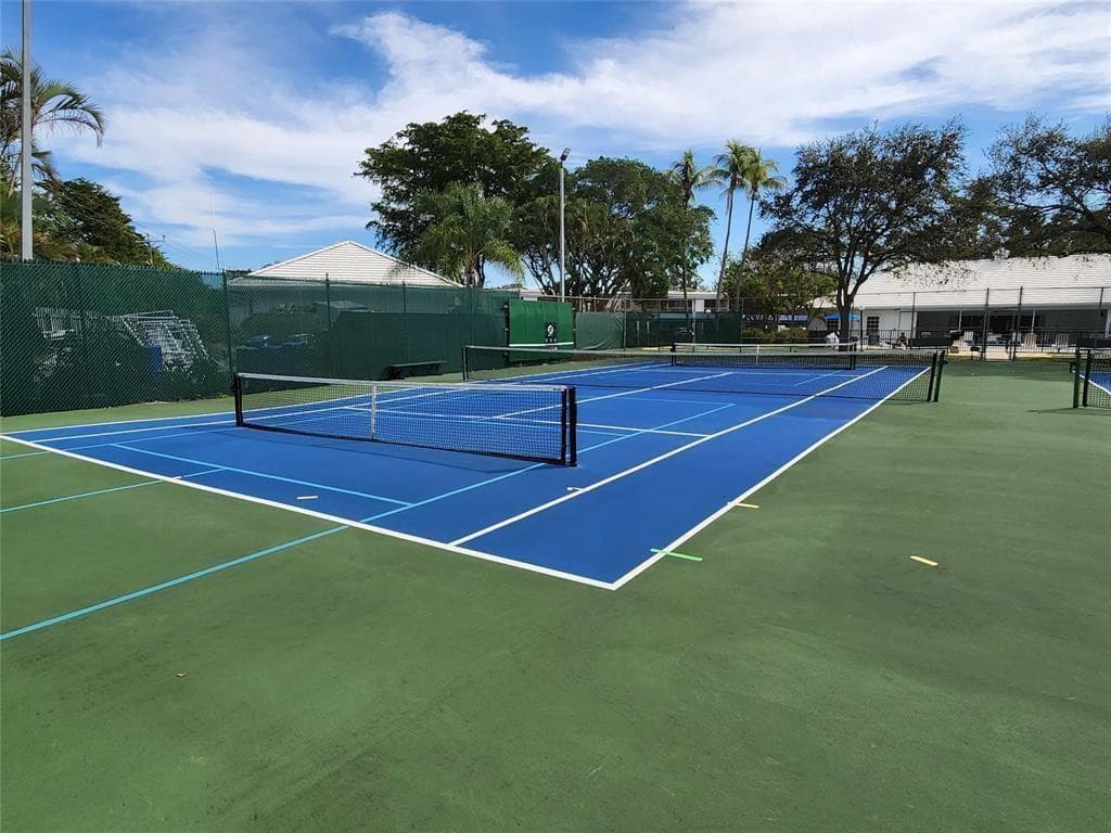 6437 Bay Club Drive 4, Fort Lauderdale, FL 33308 — photo 31 of 33