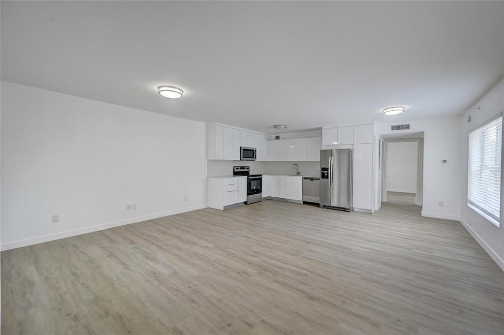 363 Tuscany G 363, Delray Beach, FL 33446 — photo 4 of 32