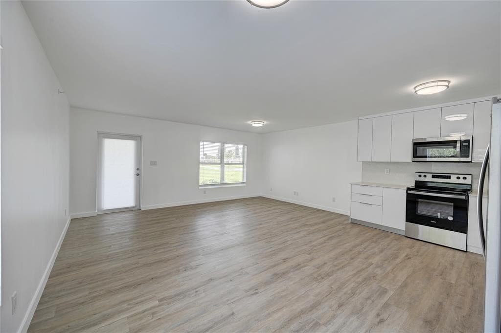 363 Tuscany G 363, Delray Beach, FL 33446 — photo 5 of 32