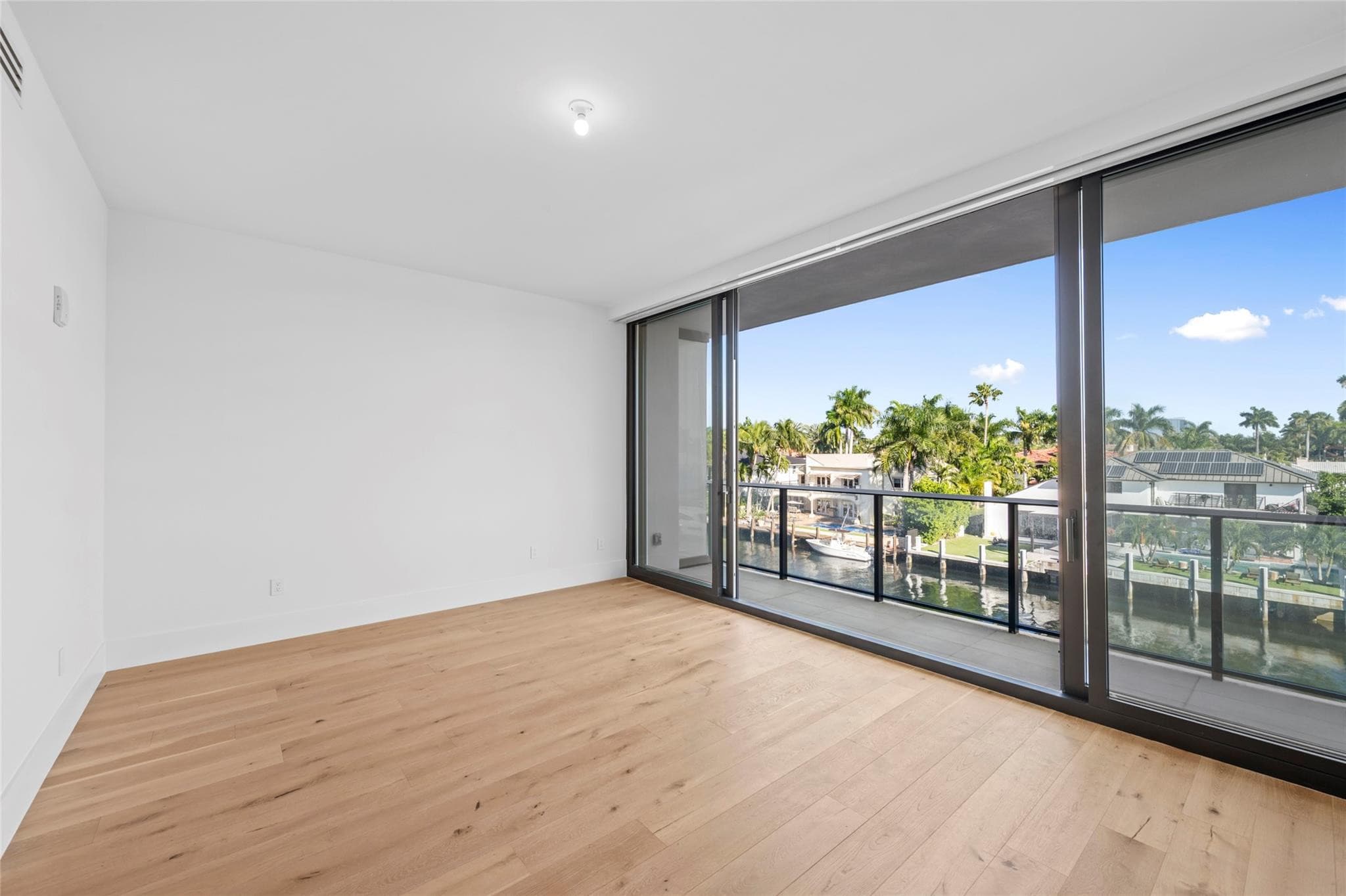 160 Isle Of Venice Drive 302, Fort Lauderdale, FL 33301 — photo 17 of 41