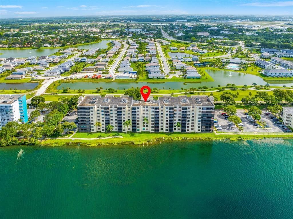 105 Lake Emerald Drive 711, Oakland Park, FL 33309 — photo 1 of 40