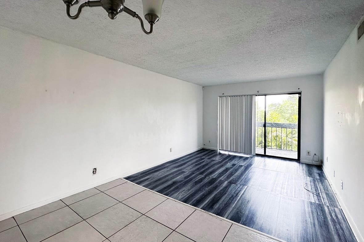 1900 N Congress Avenue 407, West Palm Beach, FL 33401 — photo 3 of 24