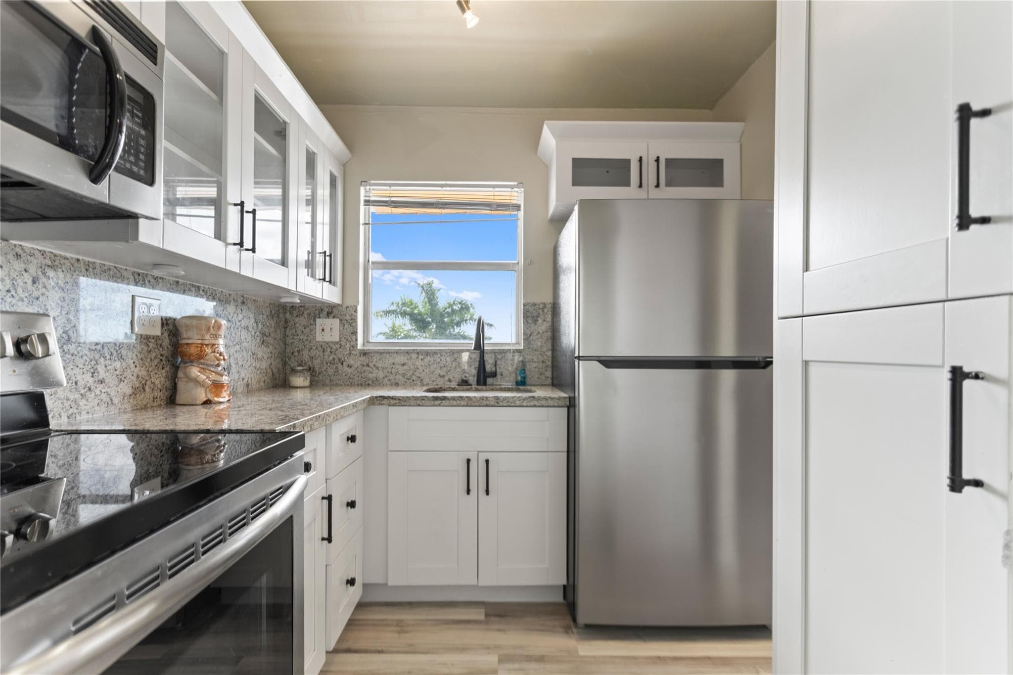 2720 N Pine Island Road 307, Sunrise, FL 33322 — photo 10 of 40