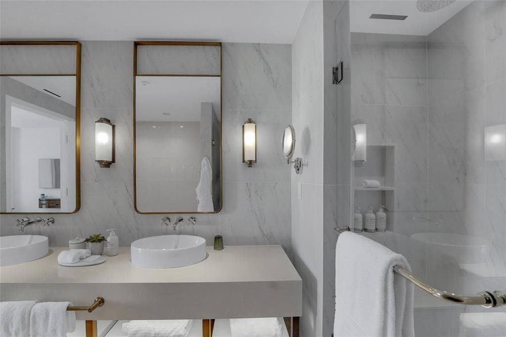 525 N Fort Lauderdale Beach Boulevard 1204, Fort Lauderdale, FL 33304 — photo 32 of 44