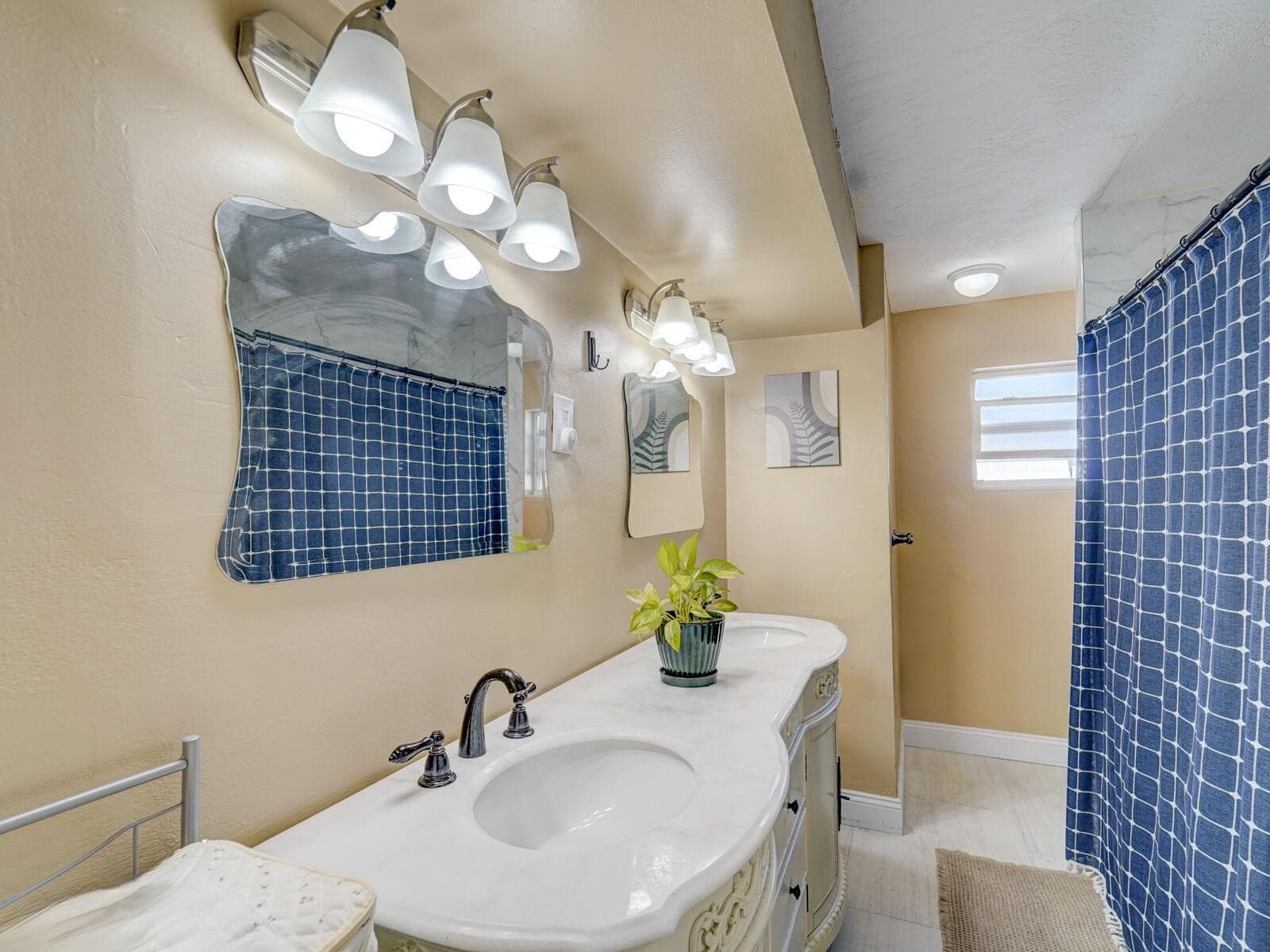 1621 SW 3rd Avenue, Pompano Beach, FL 33060 — photo 13 of 20