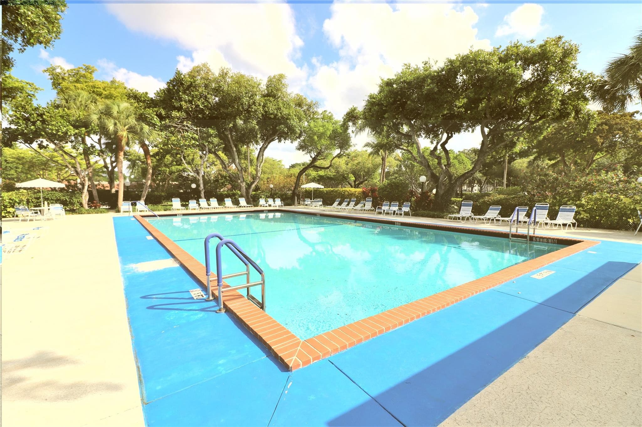 3900 Oaks Clubhouse Drive 310, Pompano Beach, FL 33069 — photo 26 of 32
