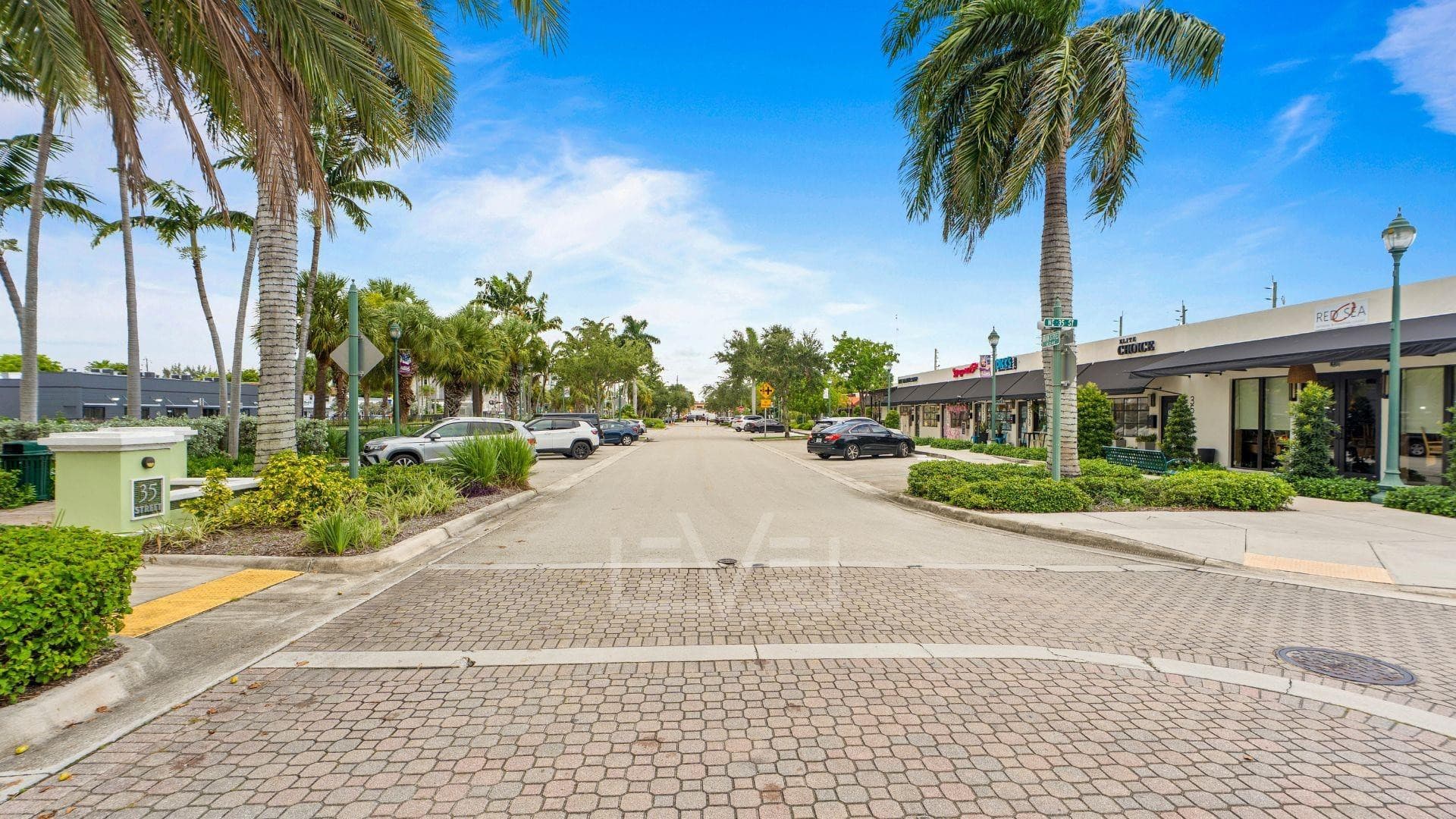 3560 NE 12th Avenue, Oakland Park, FL 33334 — photo 10 of 12