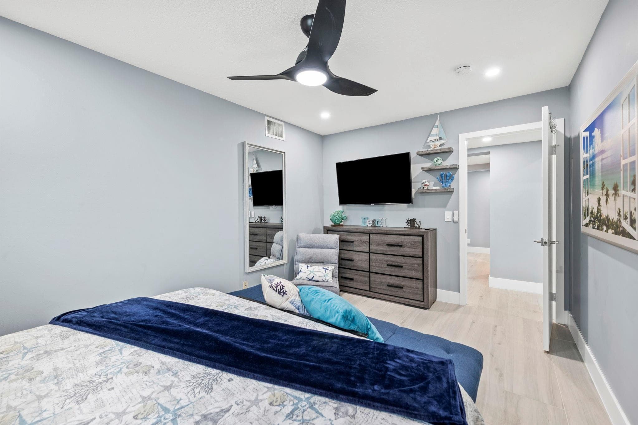 2201 N Surf Road, Hollywood, FL 33019 — photo 41 of 59