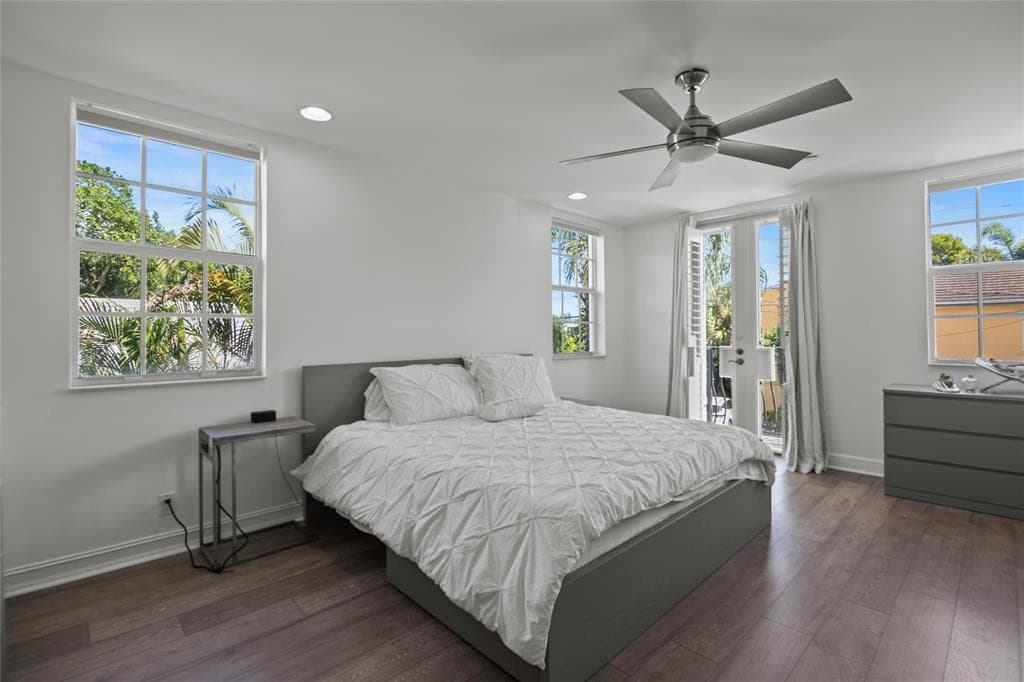 732 NE 15th Avenue, Fort Lauderdale, FL 33304 — photo 27 of 48