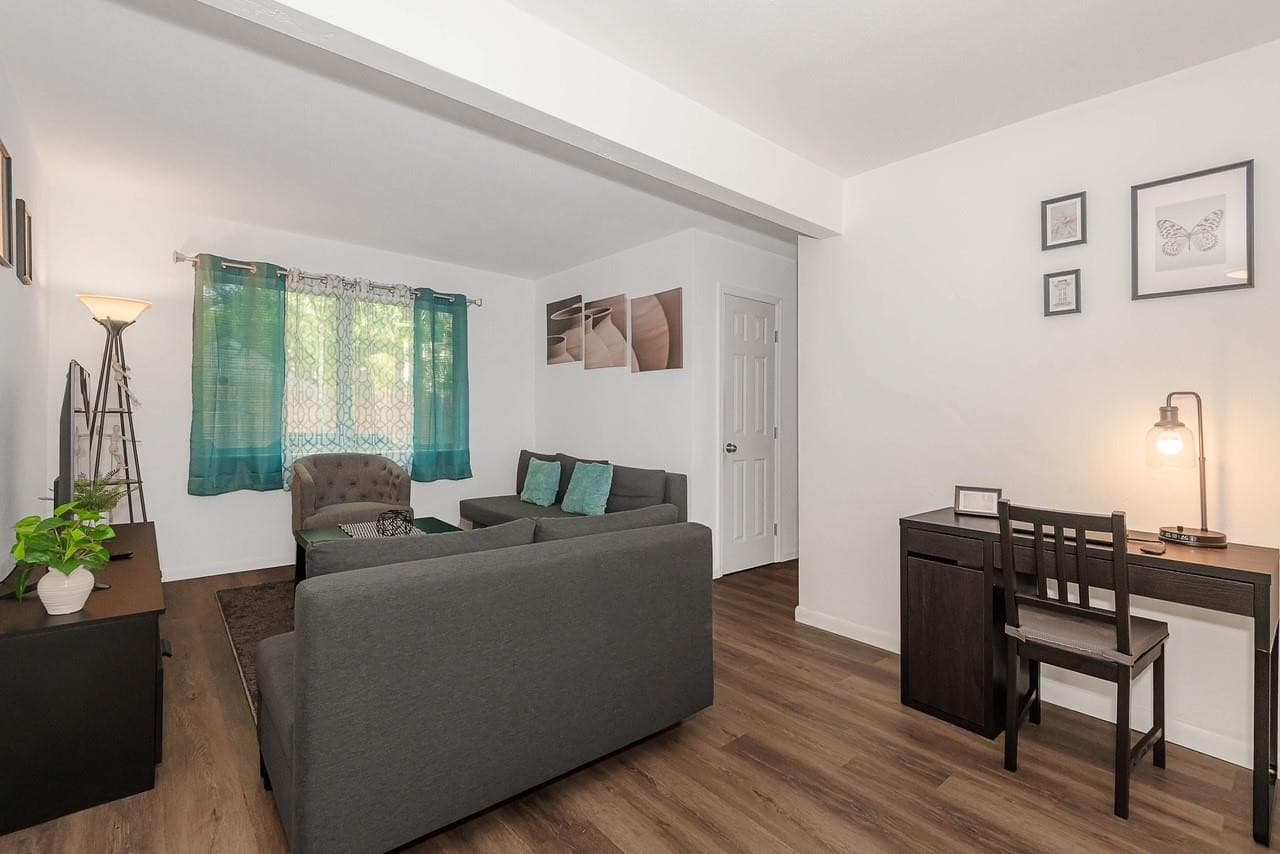 1017 NE 14th Avenue, Fort Lauderdale, FL 33304 — photo 37 of 52