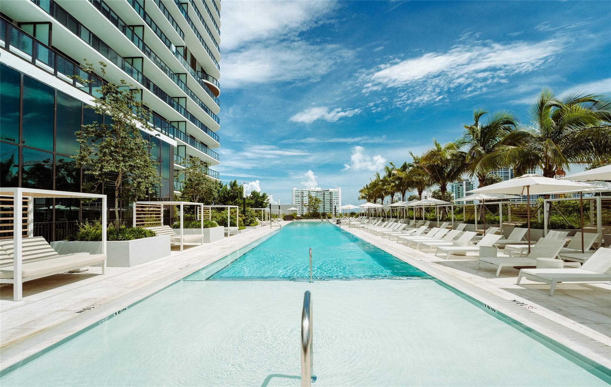 580 72nd Street 1413, Miami Beach, FL 33141 — photo 2 of 44