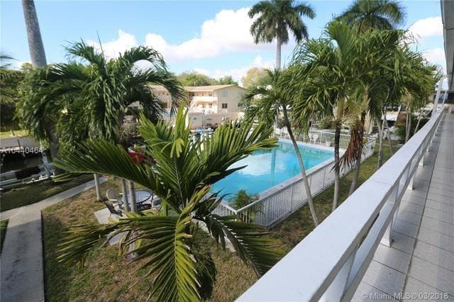 1820 Venice Park Drive 205, North Miami, FL 33181 — photo 2 of 13