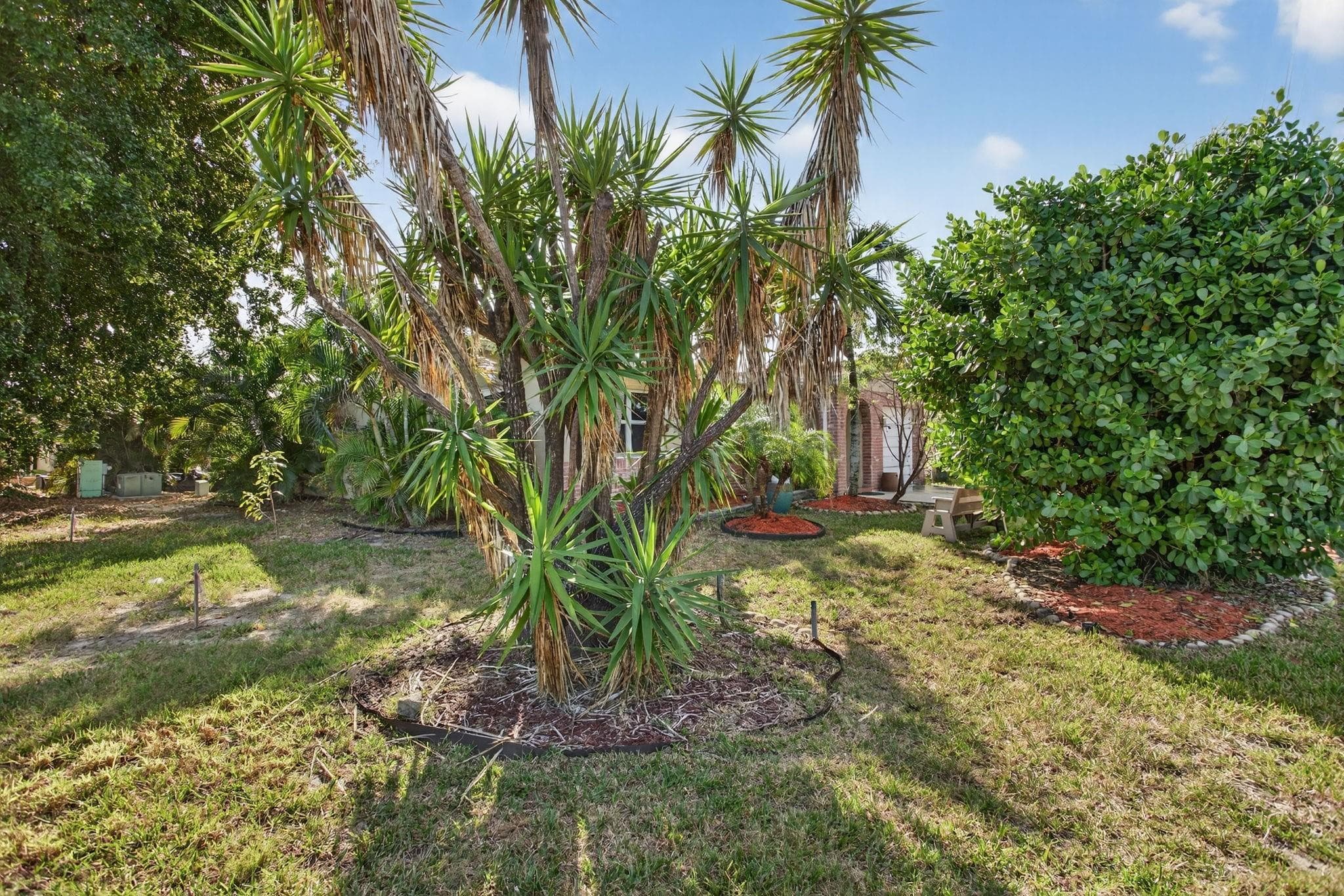 910 NW 49th Court, Deerfield Beach, FL 33064 — photo 3 of 46