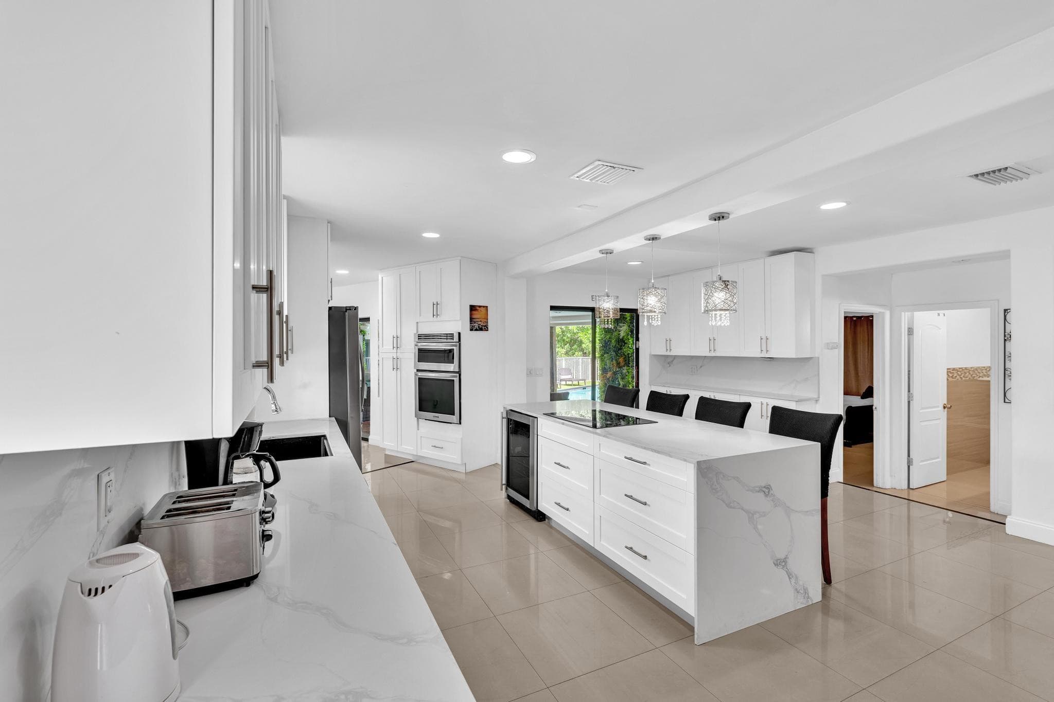 5901 W Broward Boulevard, Plantation, FL 33317 — photo 2 of 53
