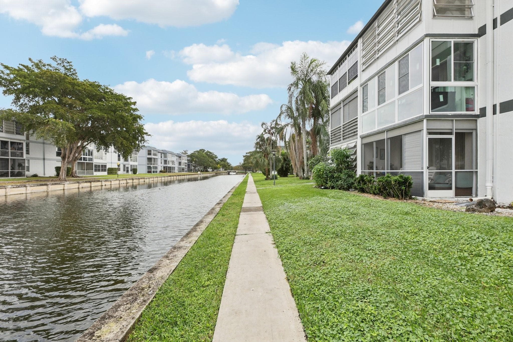 8330 Sands Point Boulevard 304n, Fort Lauderdale, FL 33321 — photo 1 of 9