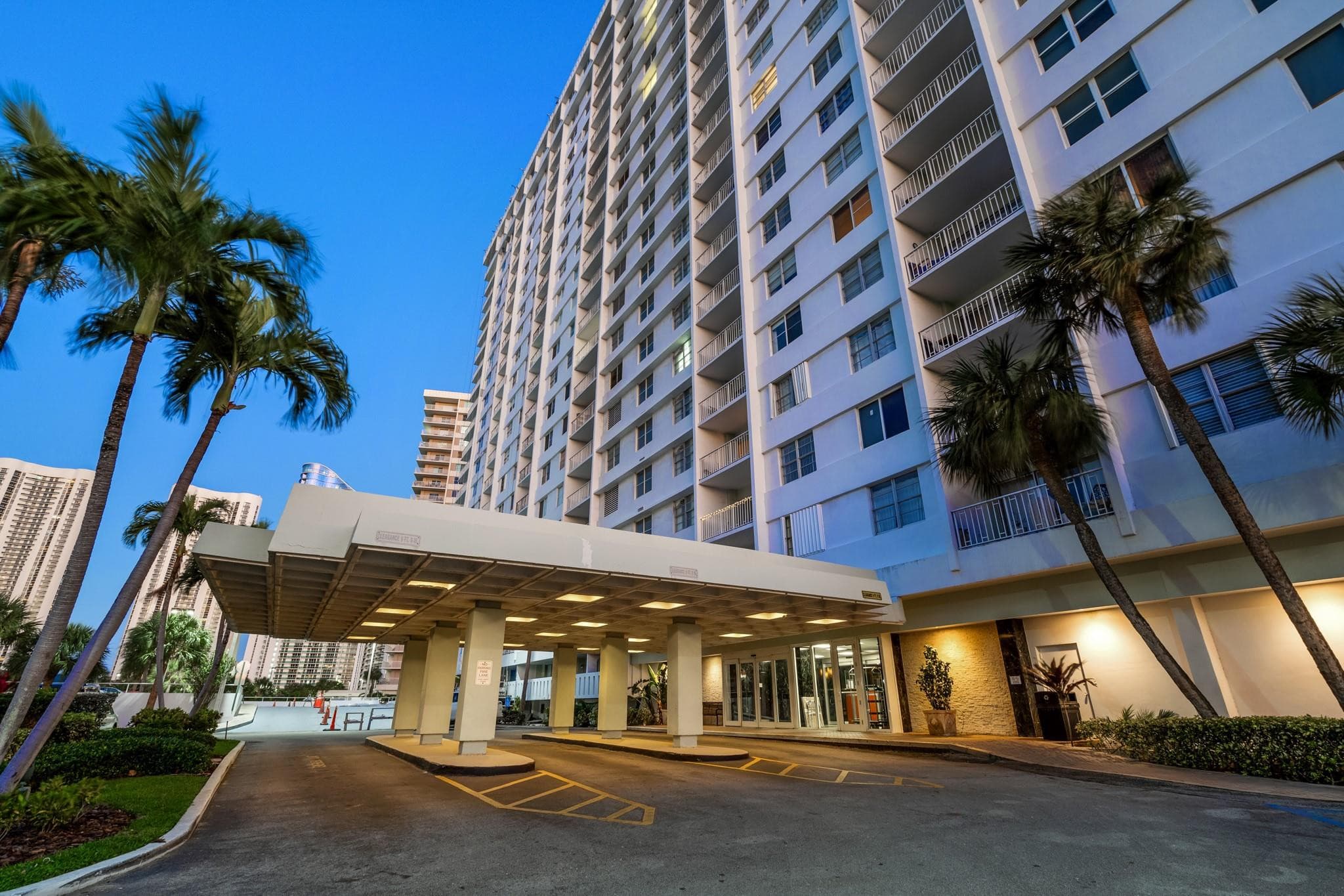 500 Bayview Drive 2023, Sunny Isles Beach, FL 33160 — photo 25 of 46
