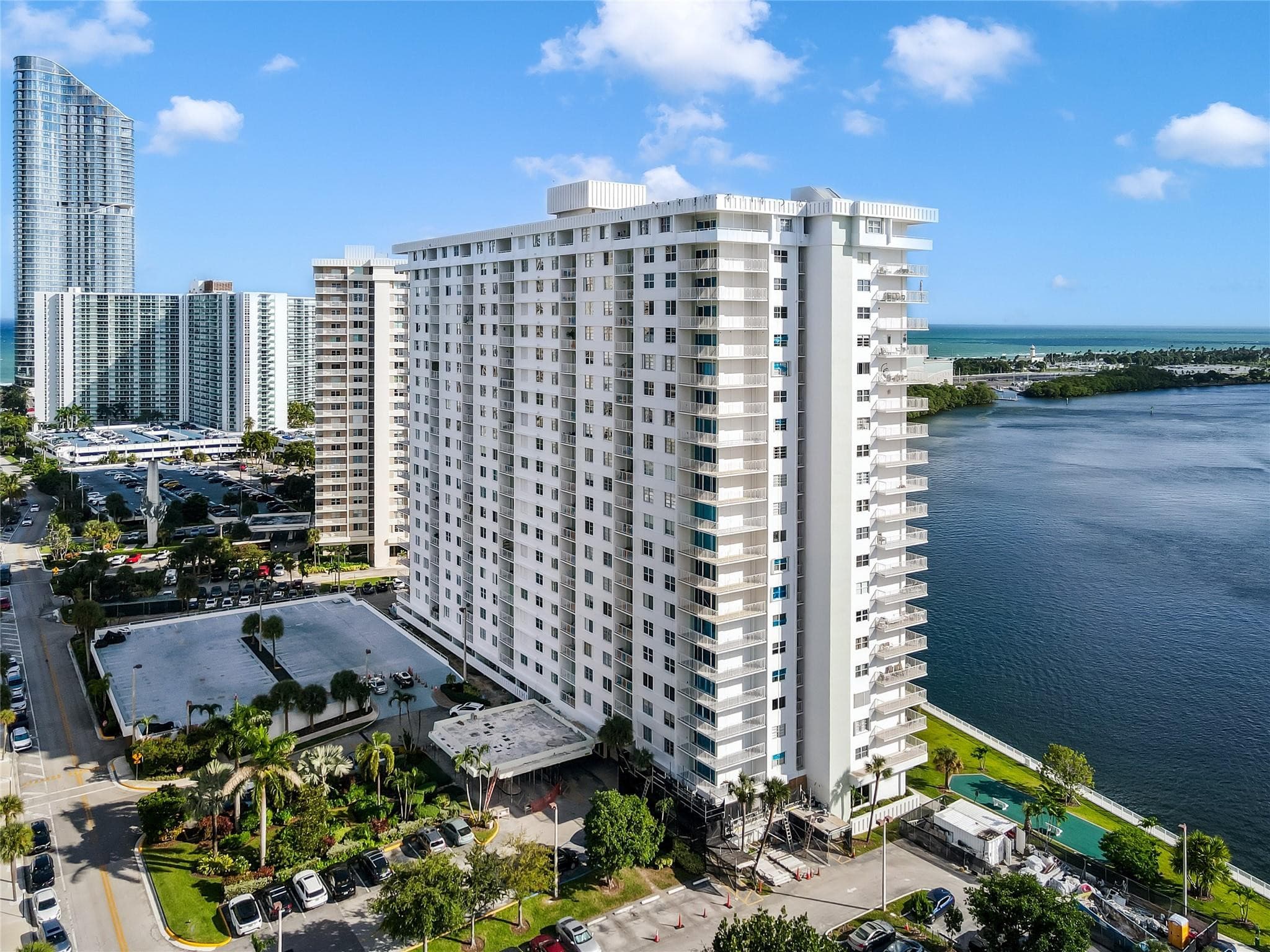 500 Bayview Drive 2023, Sunny Isles Beach, FL 33160 — photo 27 of 46