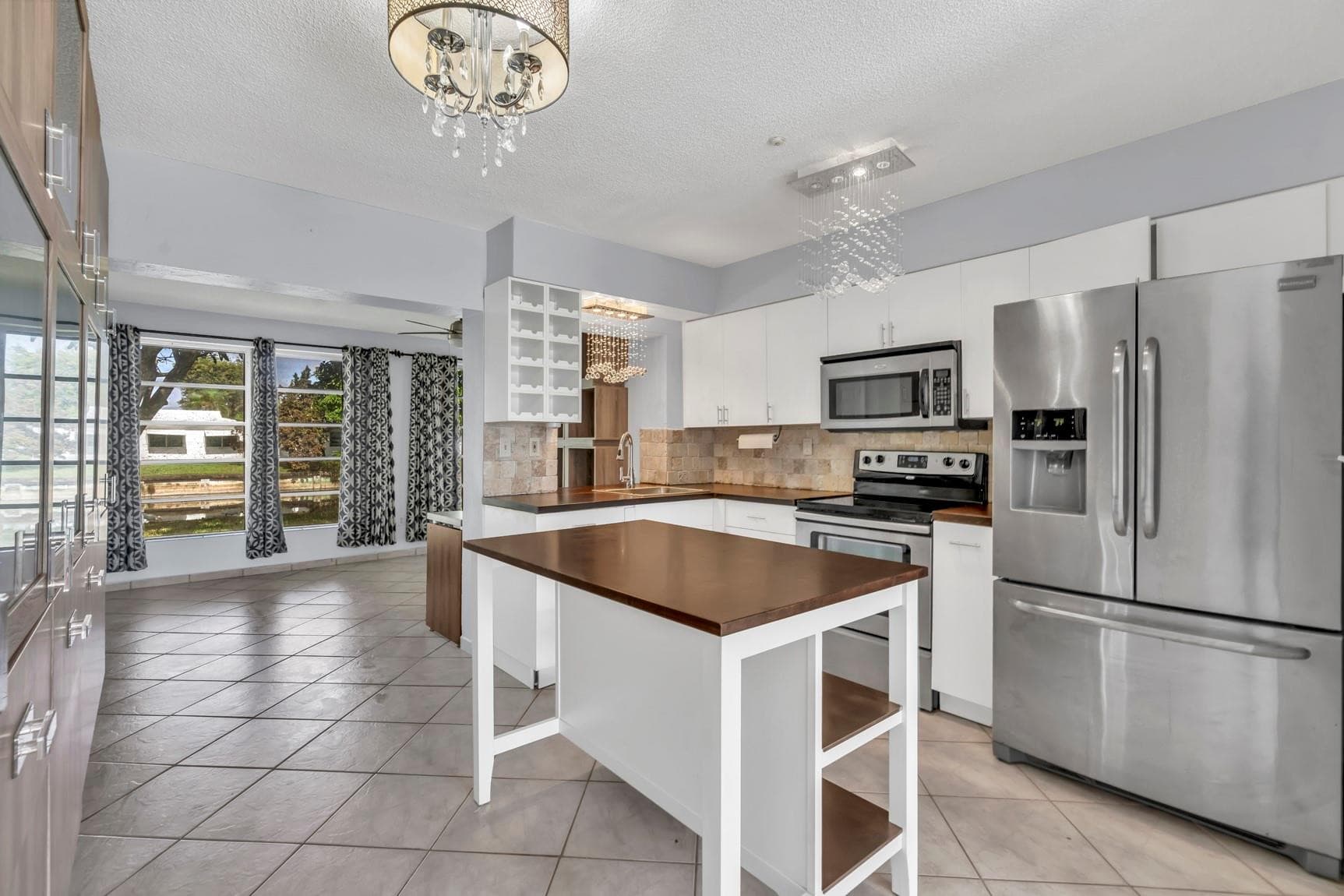 7115 NW 73rd Street, Tamarac, FL 33321 — photo 11 of 48