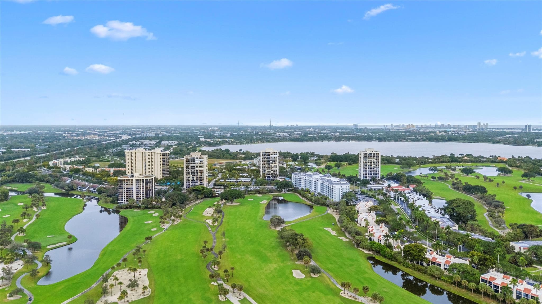 2400 Presidential Way 1502, West Palm Beach, FL 33401 — photo 4 of 34