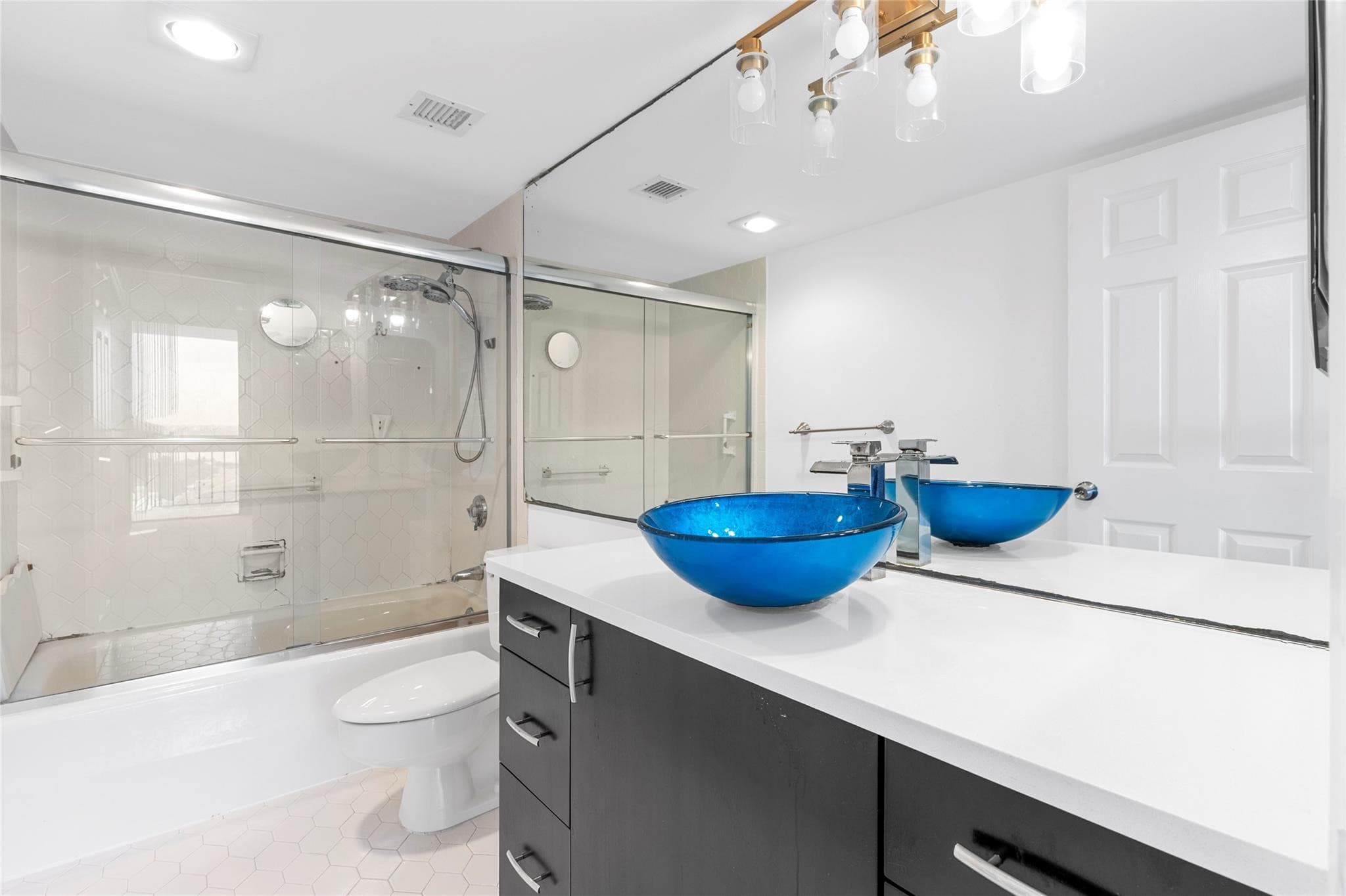 2400 Presidential Way 1502, West Palm Beach, FL 33401 — photo 16 of 34