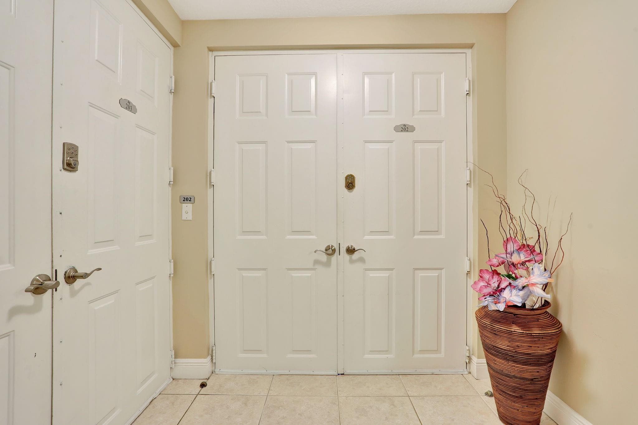 3210 NE 5th Street 202, Pompano Beach, FL 33062 — photo 13 of 41