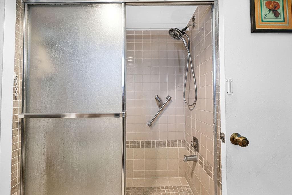 10442 Sunrise Lakes Boulevard 312, Sunrise, FL 33322 — photo 13 of 46