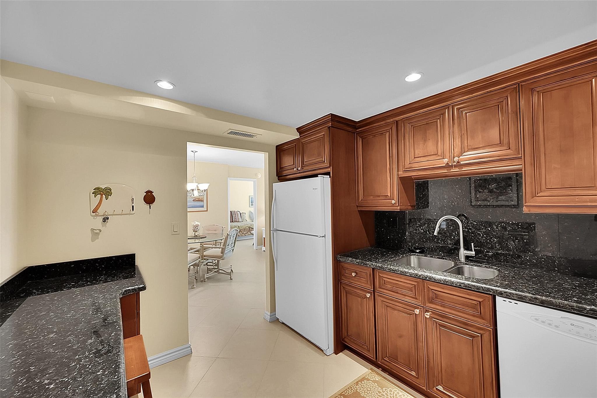 531 N Ocean Boulevard 410, Pompano Beach, FL 33062 — photo 5 of 28