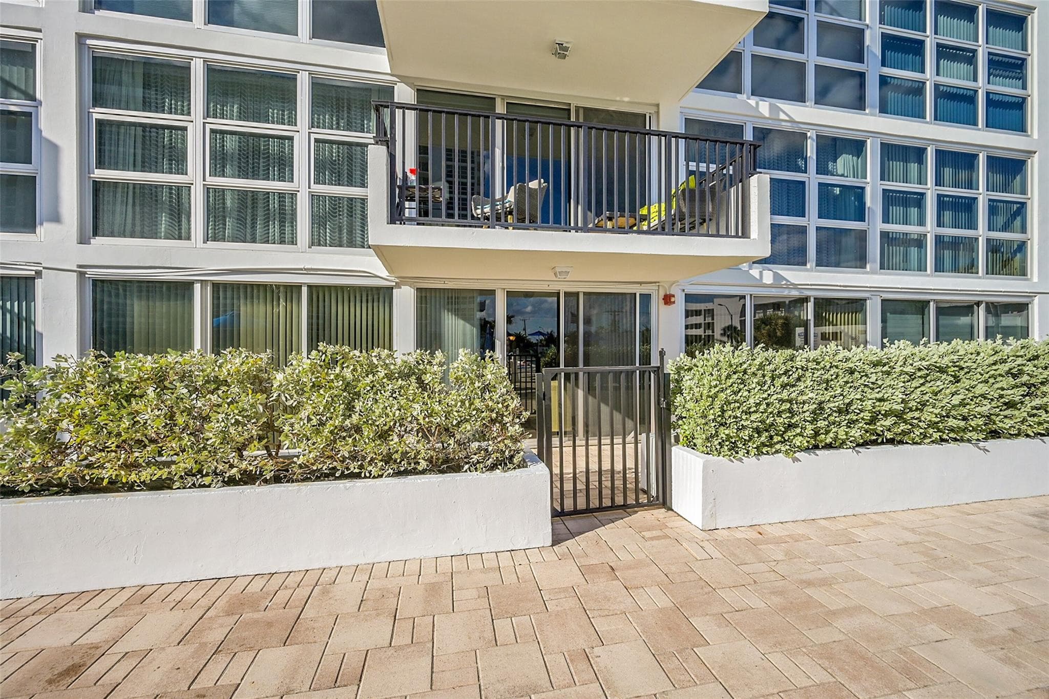 531 N Ocean Boulevard 410, Pompano Beach, FL 33062 — photo 25 of 28
