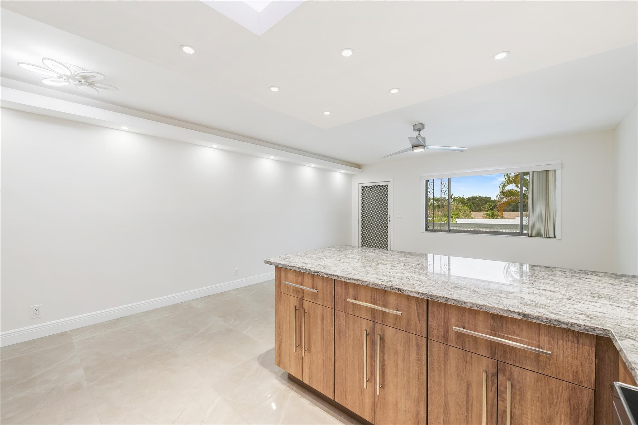 2170 NE 51st Court 27a, Fort Lauderdale, FL 33308 — photo 14 of 24