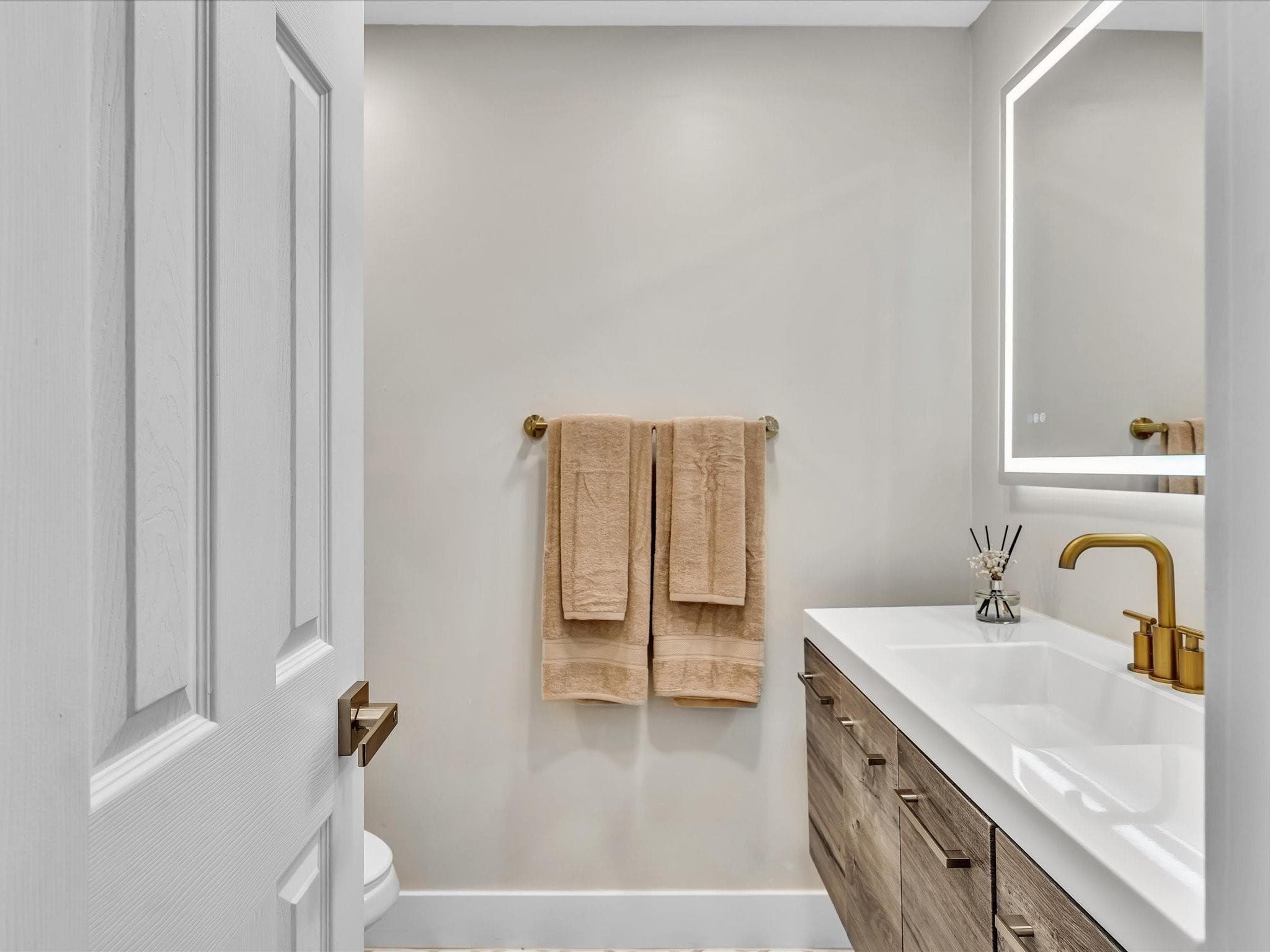 1381 NW 99th Avenue 172, Pembroke Pines, FL 33024 — photo 41 of 94