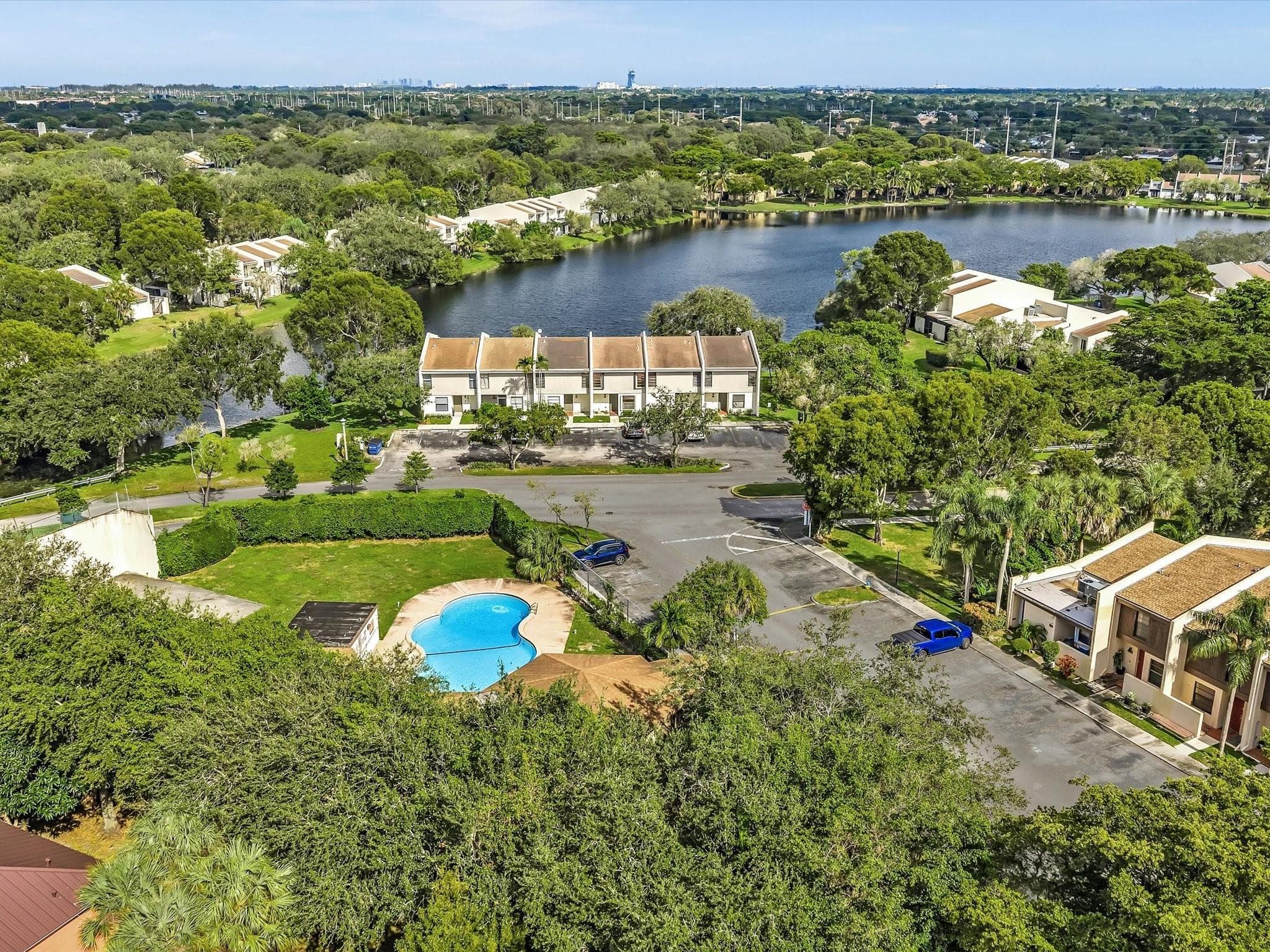 1381 NW 99th Avenue 172, Pembroke Pines, FL 33024 — photo 89 of 94