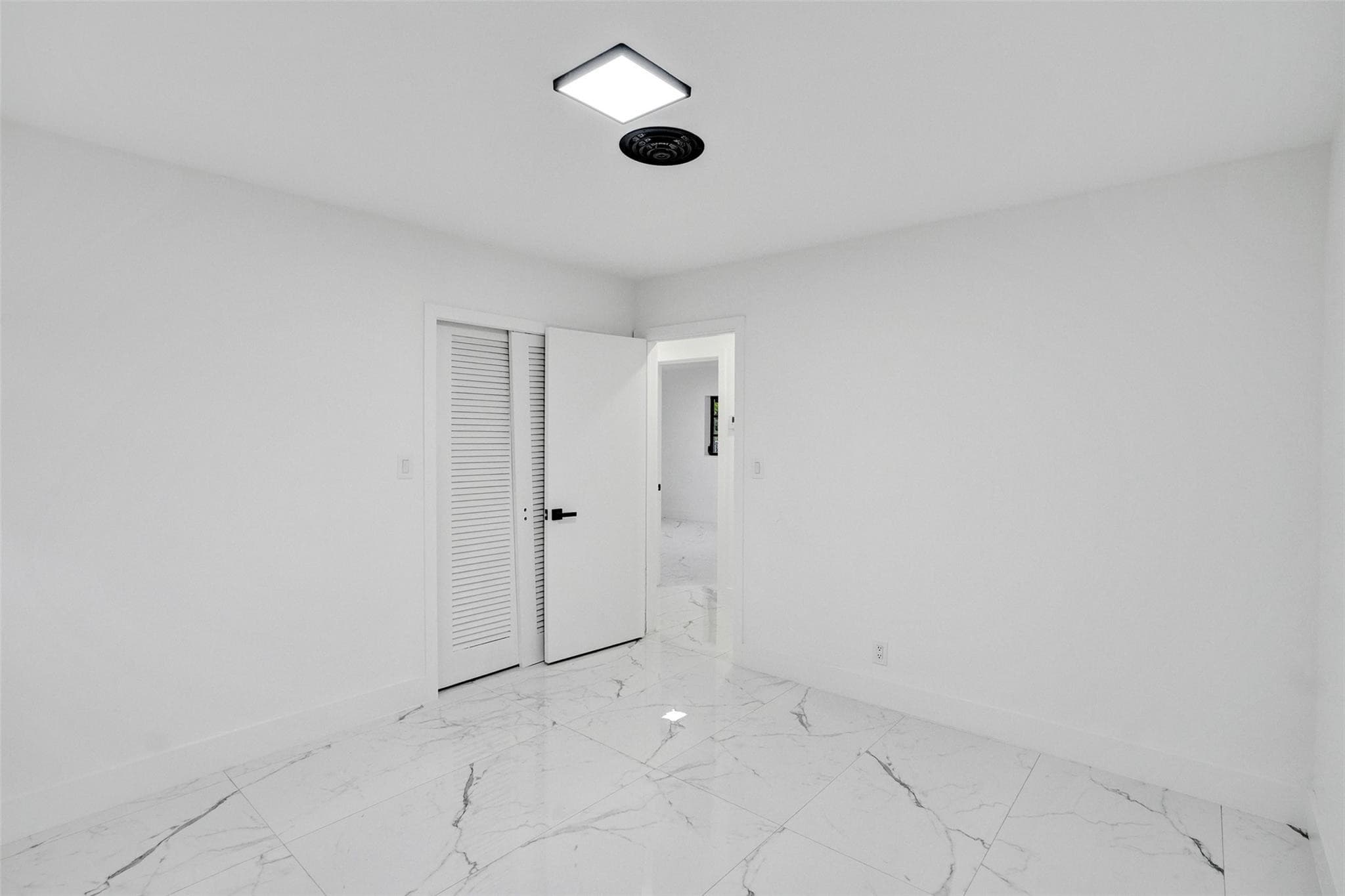 5840 SW 14th Street, Plantation, FL 33317 — photo 17 of 33