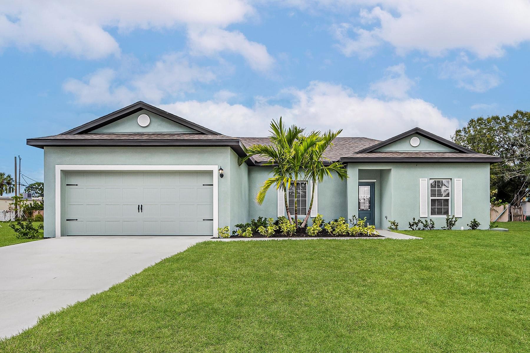 8436 104th Court, Vero Beach, FL 32967 — photo 1 of 16
