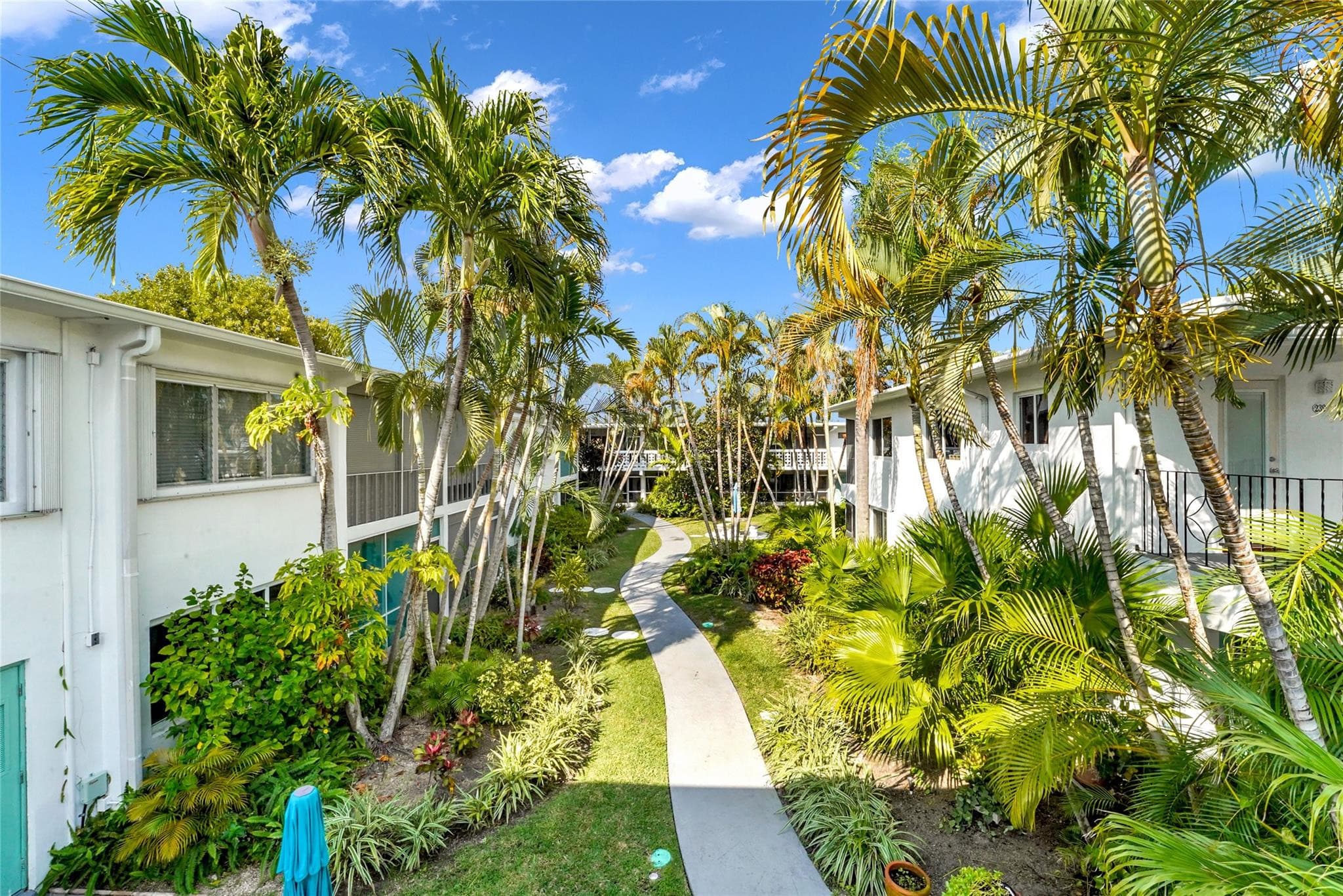 2161 NE 42nd Court 215, Lighthouse Point, FL 33064 — photo 45 of 50