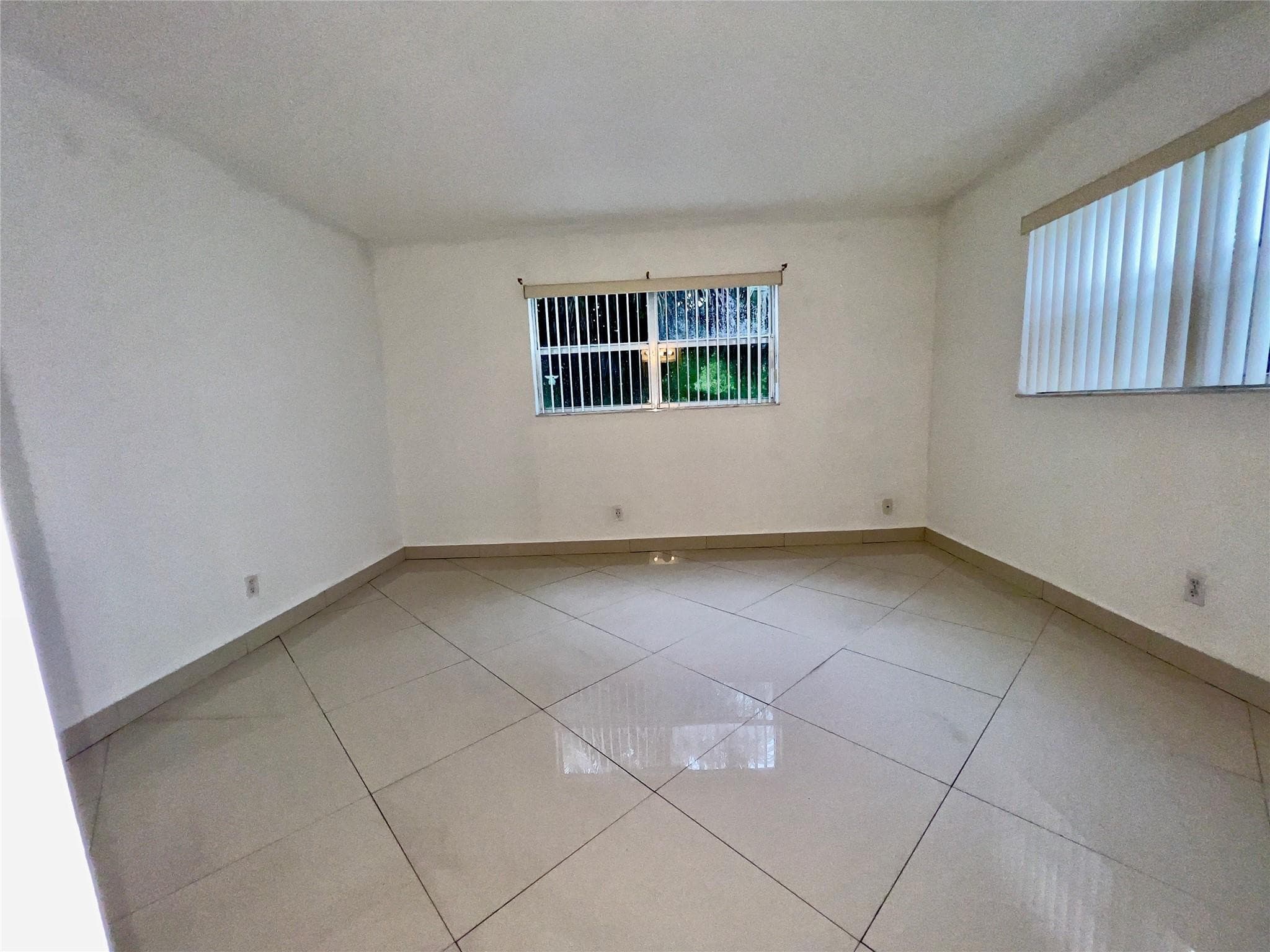 1021 NW 45th Street # 4, Deerfield Beach, FL 33064 — photo 8 of 26