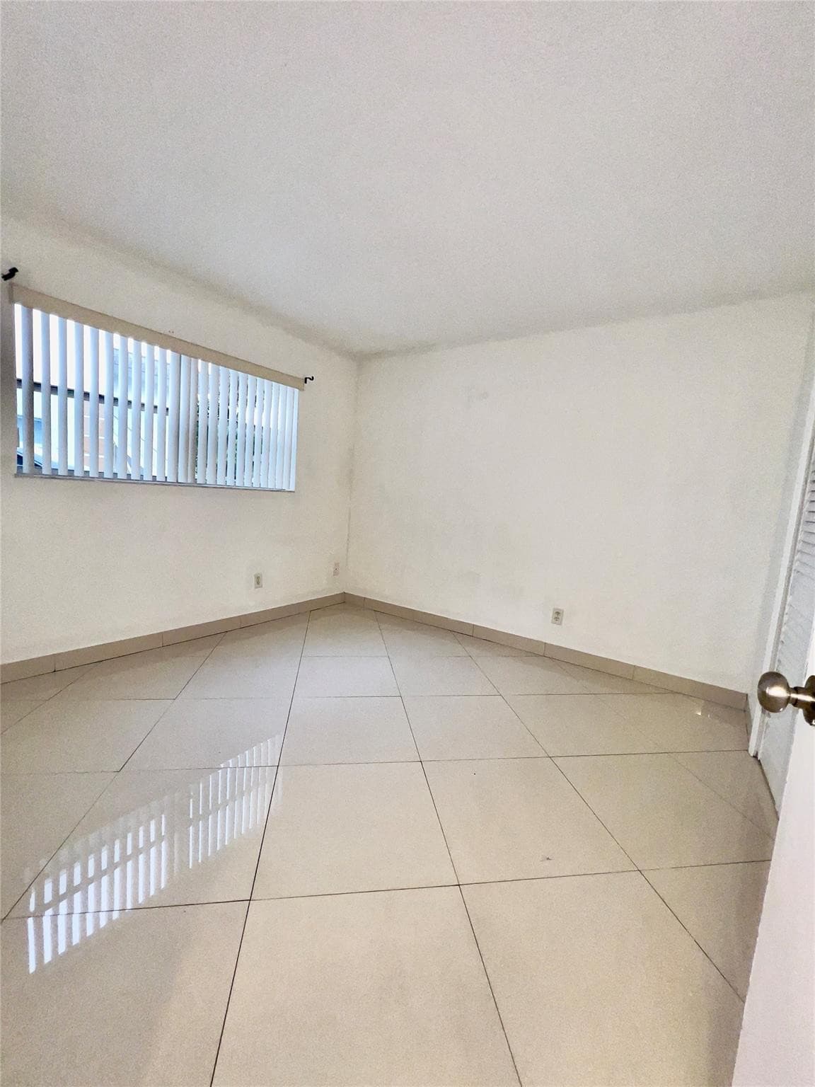 1021 NW 45th Street # 4, Deerfield Beach, FL 33064 — photo 15 of 26