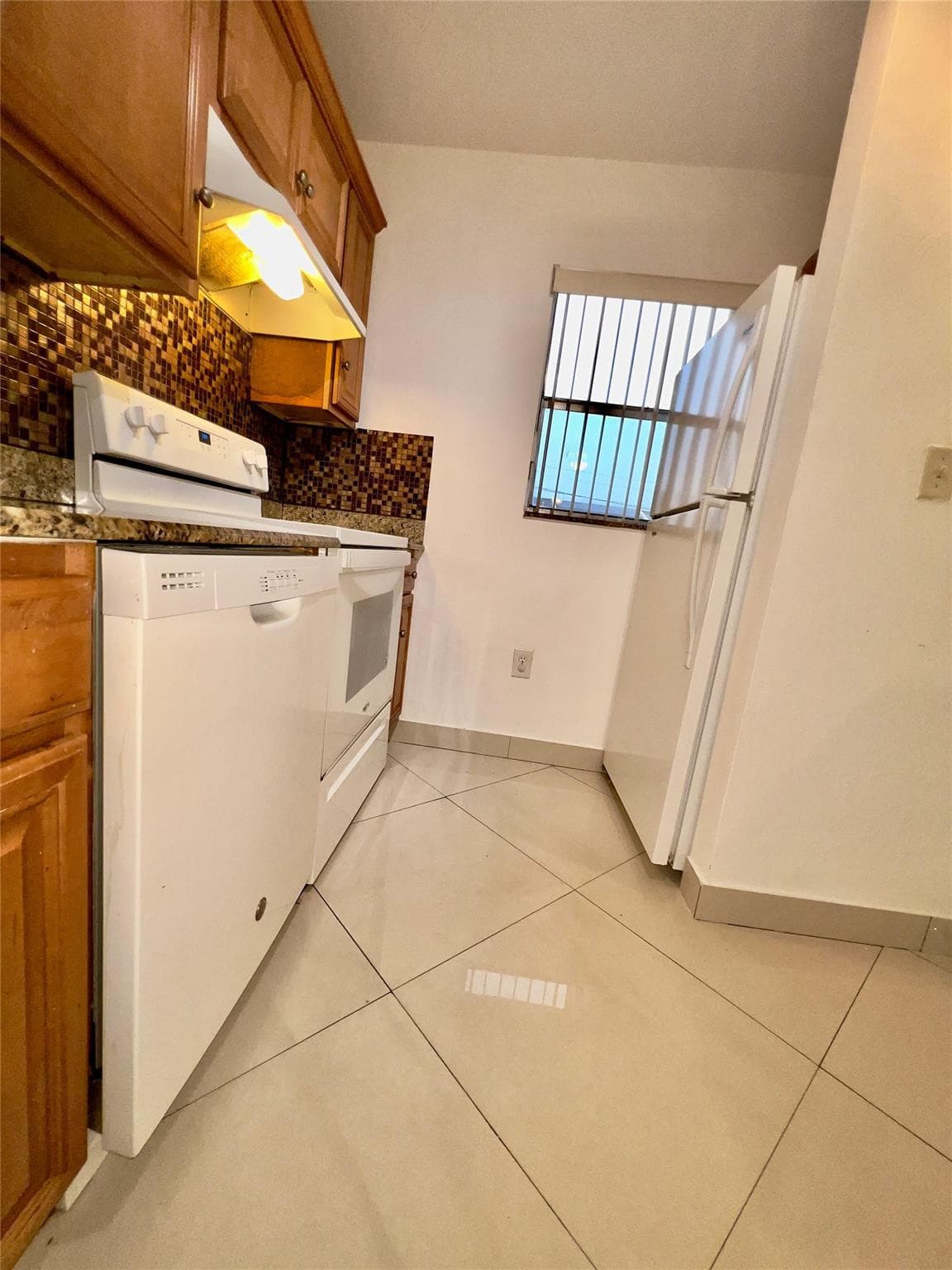 1021 NW 45th Street # 4, Deerfield Beach, FL 33064 — photo 16 of 26