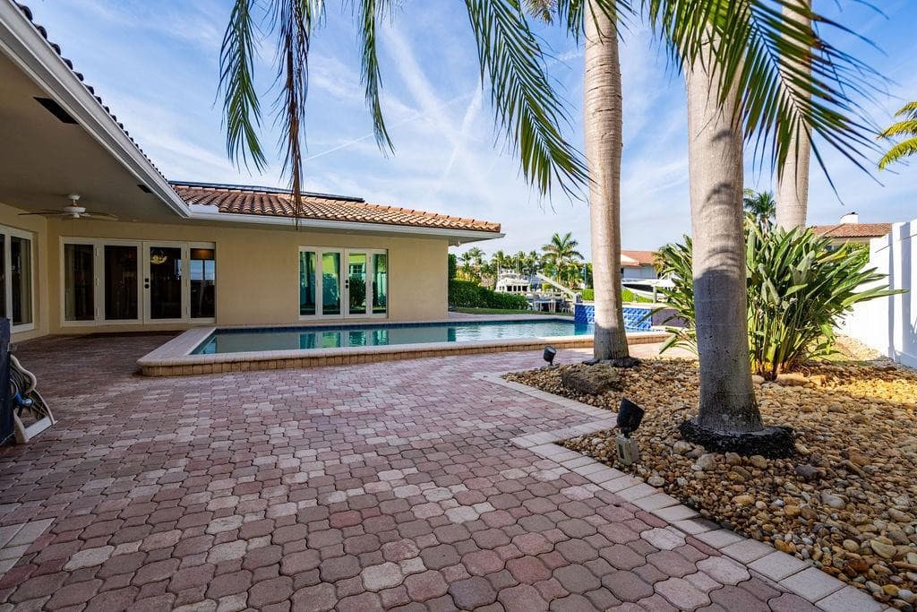 2317 NE 28th Court, Lighthouse Point, FL 33064 — photo 40 of 49