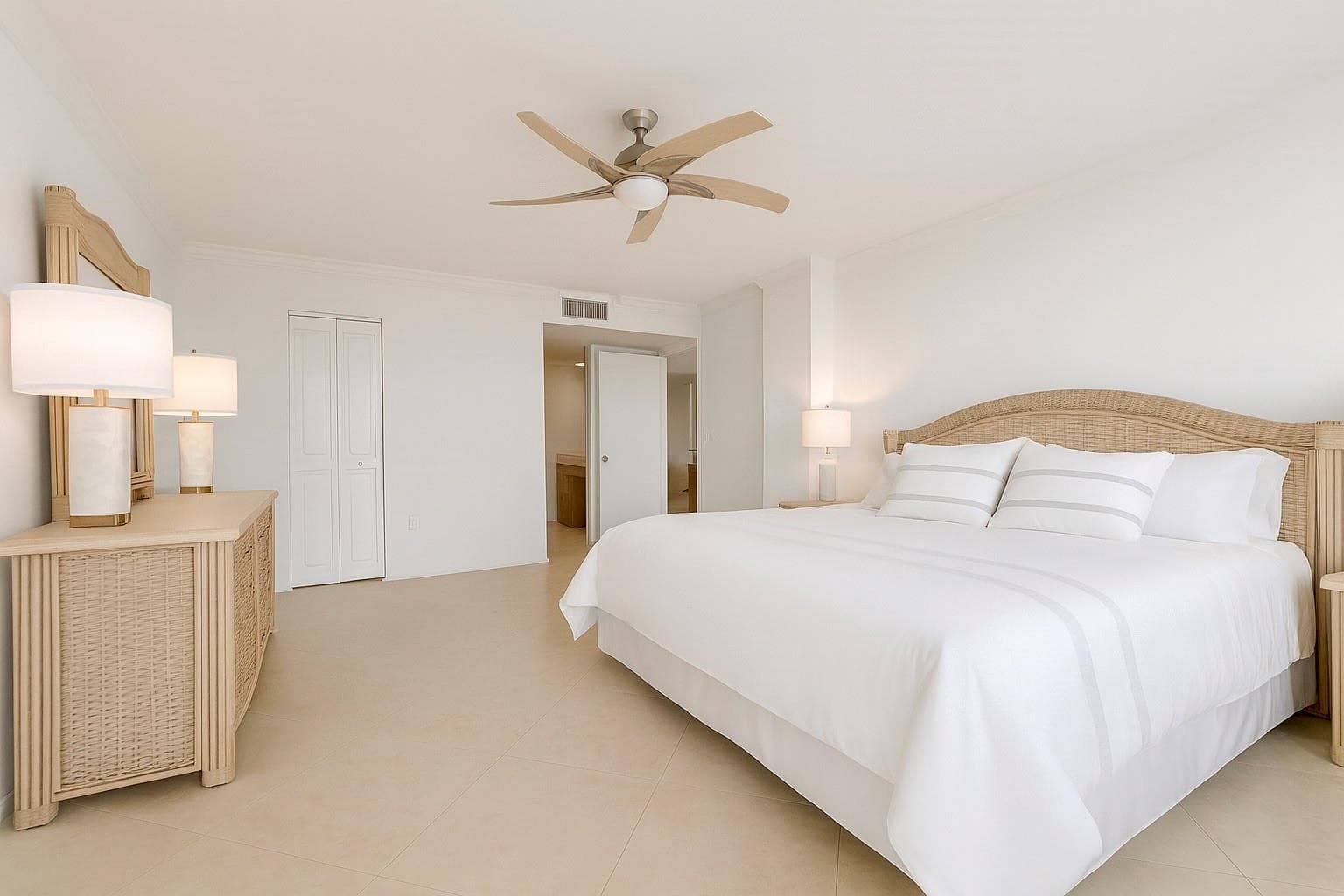 3460 S Ocean Boulevard 608, Palm Beach, FL 33480 — photo 13 of 37