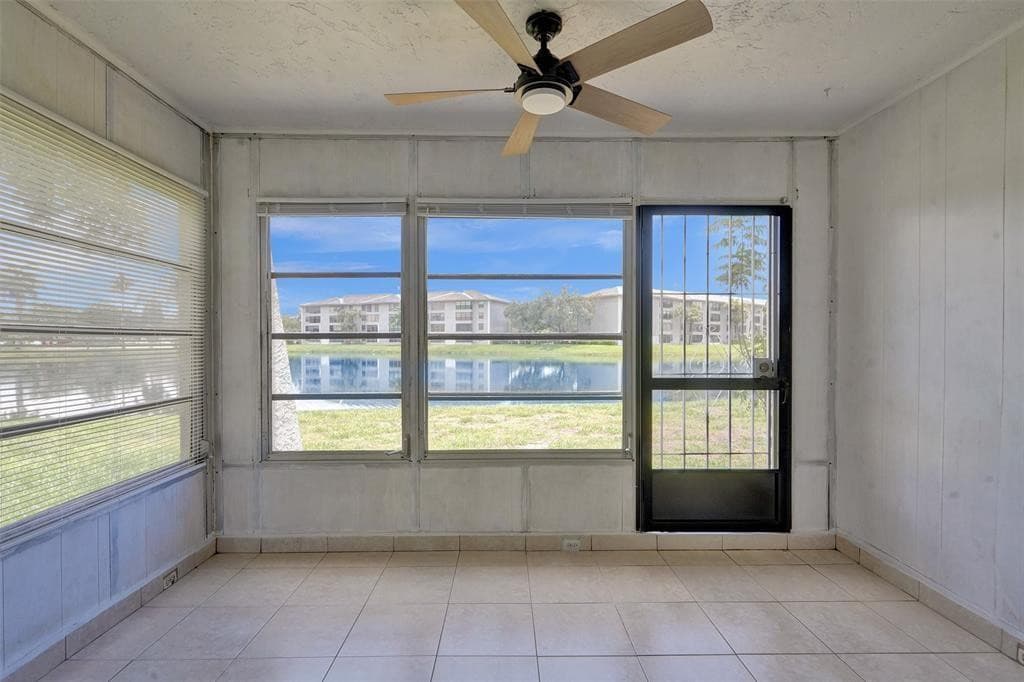 9440 Poinciana Place 101, Davie, FL 33324 — photo 17 of 30
