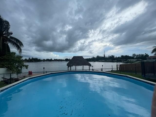 7871 NW 181st Street, Hialeah, FL 33015 — photo 18 of 28