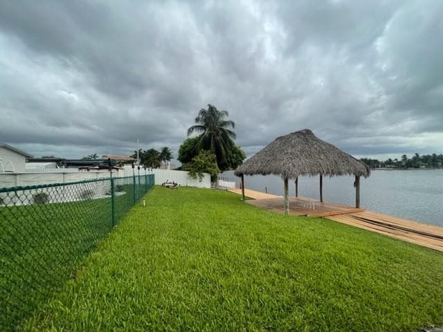 7871 NW 181st Street, Hialeah, FL 33015 — photo 21 of 28