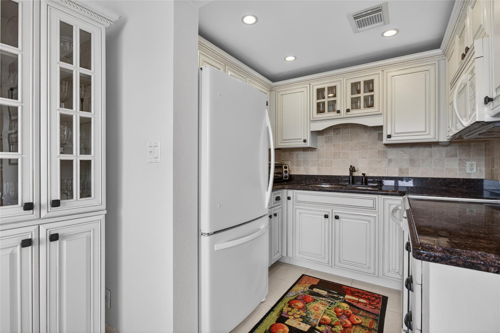 1001 N Riverside Drive 305, Pompano Beach, FL 33062 — photo 18 of 44