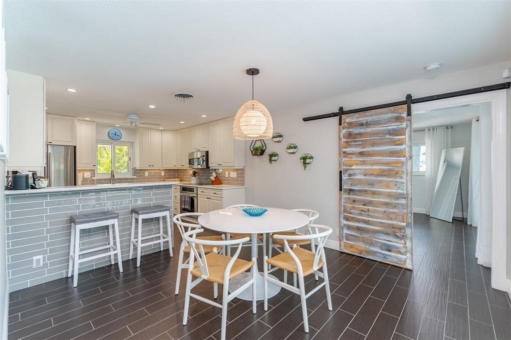 2791 NE 9th Court, Pompano Beach, FL 33062 — photo 16 of 40