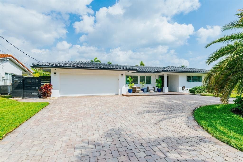 2791 NE 9th Court, Pompano Beach, FL 33062 — photo 27 of 40