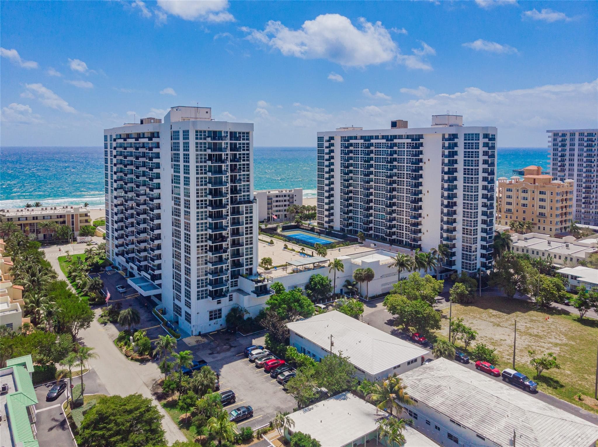 525 N Ocean Boulevard 1422, Pompano Beach, FL 33062 — photo 1 of 19