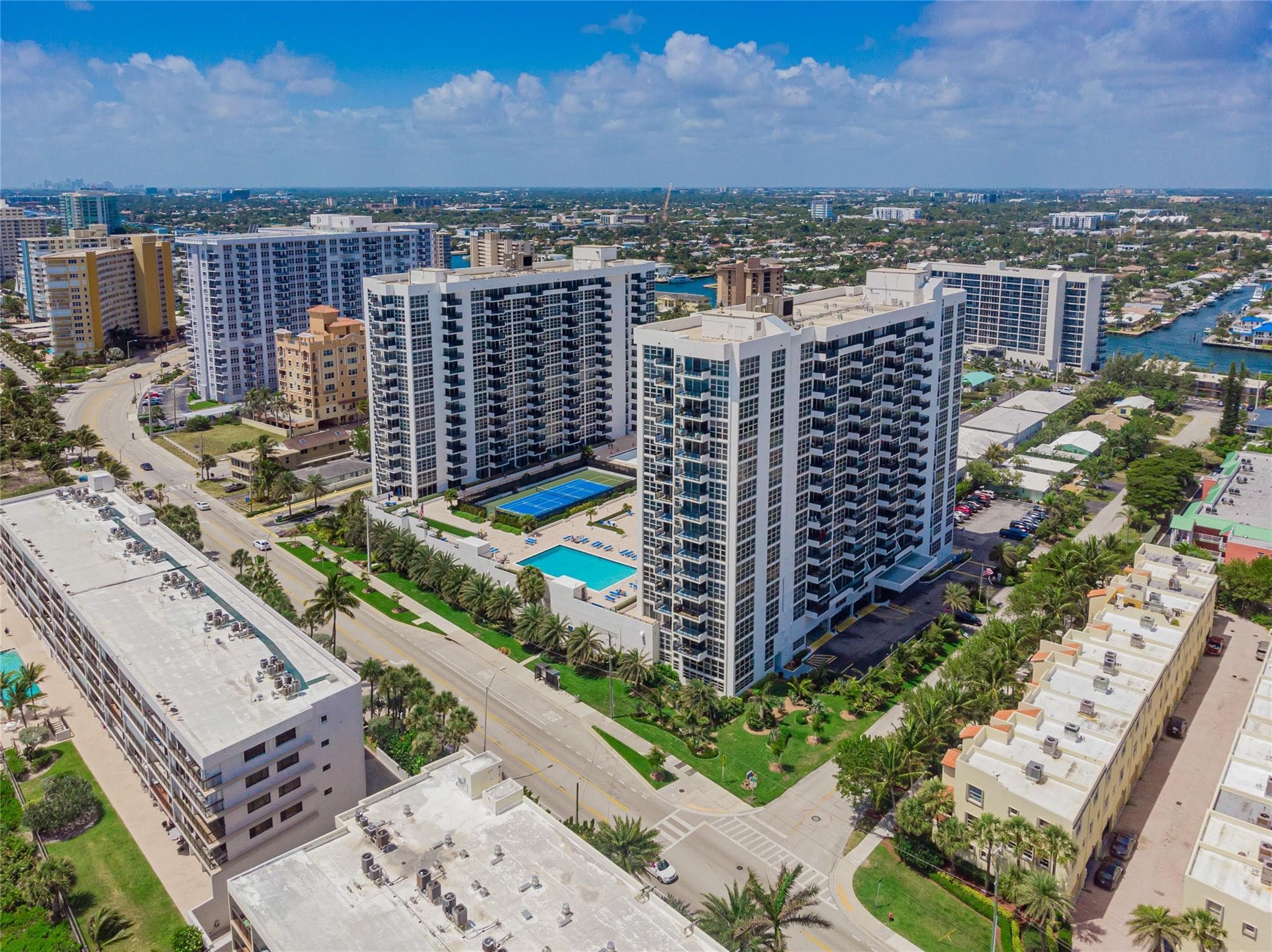 525 N Ocean Boulevard 1422, Pompano Beach, FL 33062 — photo 2 of 19
