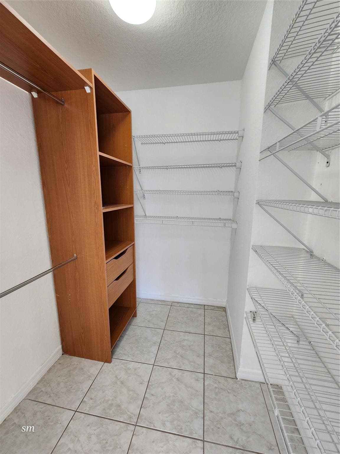 119 Hidden Court Road, Hollywood, FL 33023 — photo 9 of 34